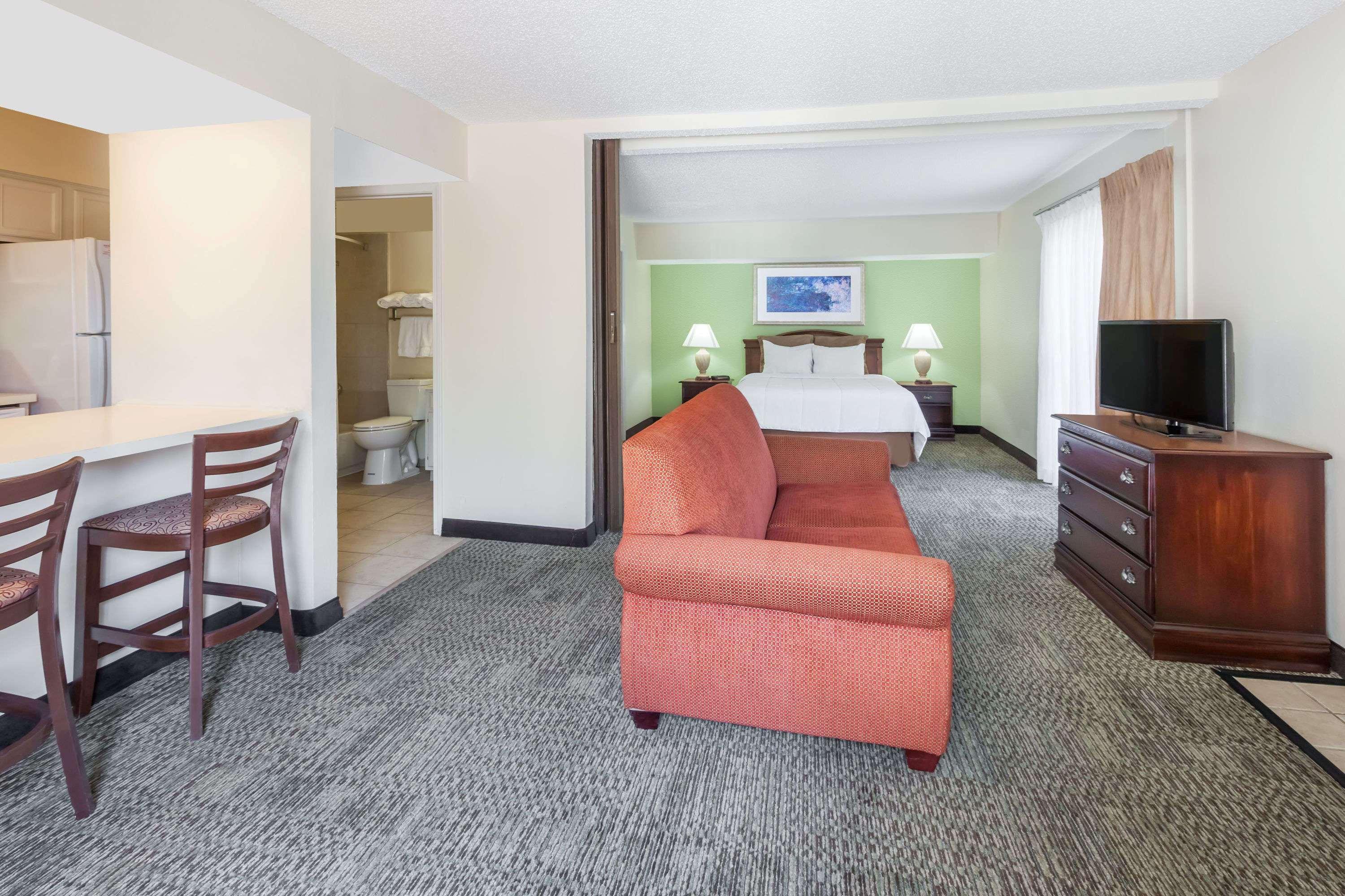 Hawthorn Suites Dallas Love Field Ngoại thất bức ảnh