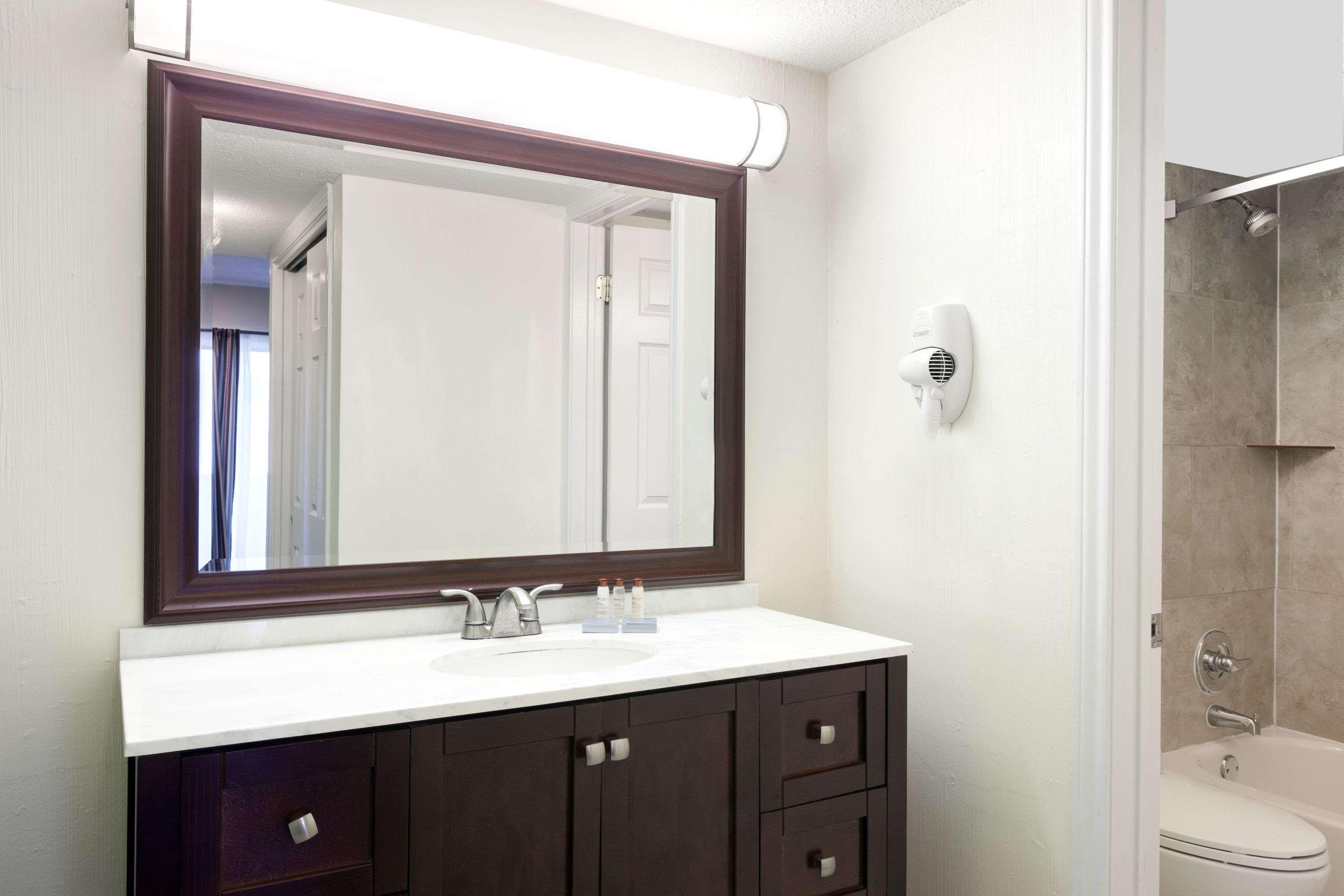 Hawthorn Suites Dallas Love Field Ngoại thất bức ảnh