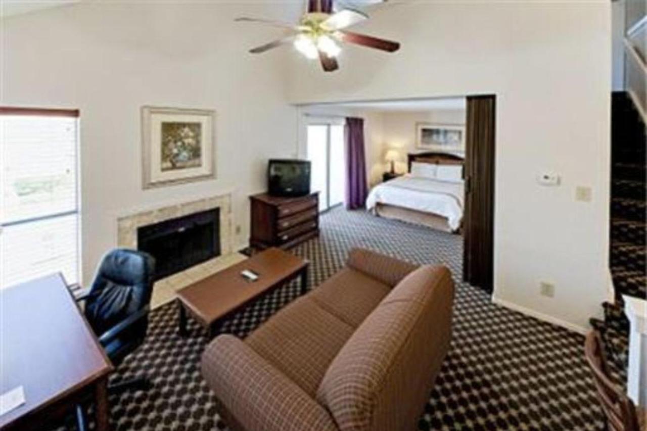 Hawthorn Suites Dallas Love Field Ngoại thất bức ảnh